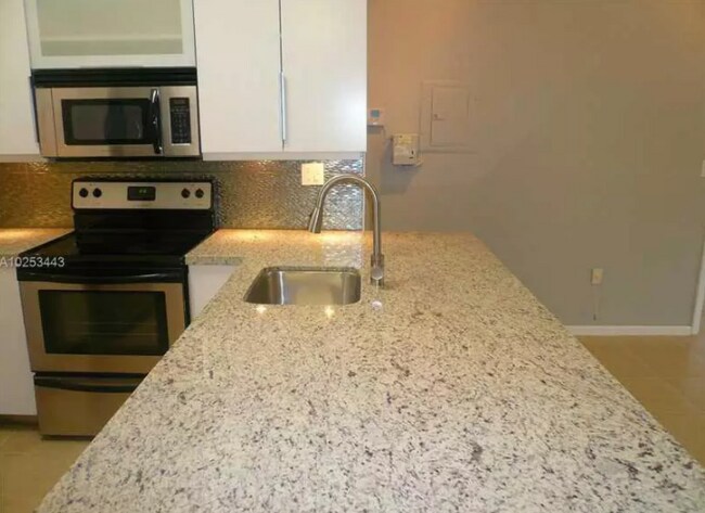 Photo - 2445 SW 18th Terrace Unit 4