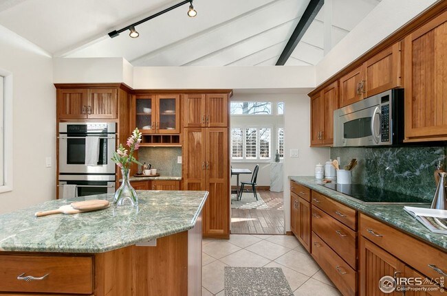 Photo - 3900 Bingham Hill Rd