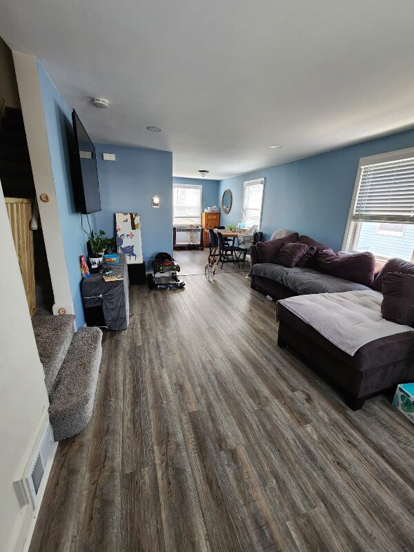 Photo - 612 Thomas Pl