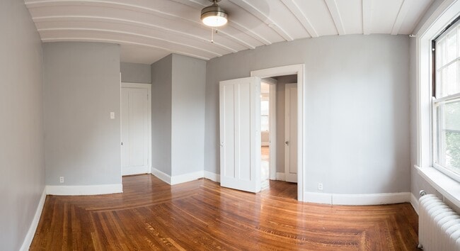 Photo - 384 Probasco