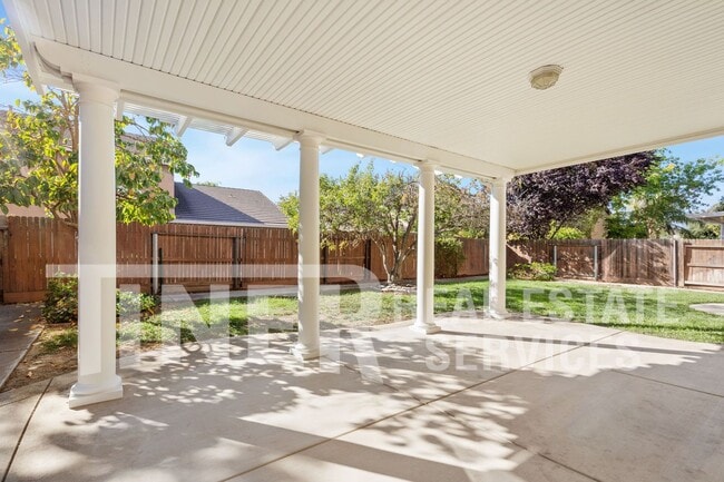 Photo - 9808 Spring View Way