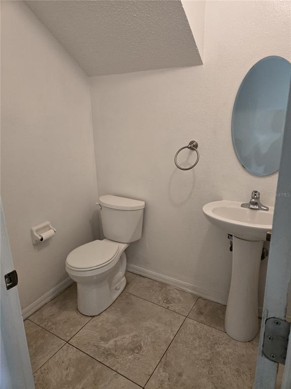 Photo - 412 Kensington Lake Cir