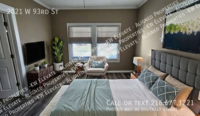 Photo - 2021 W 93rd St