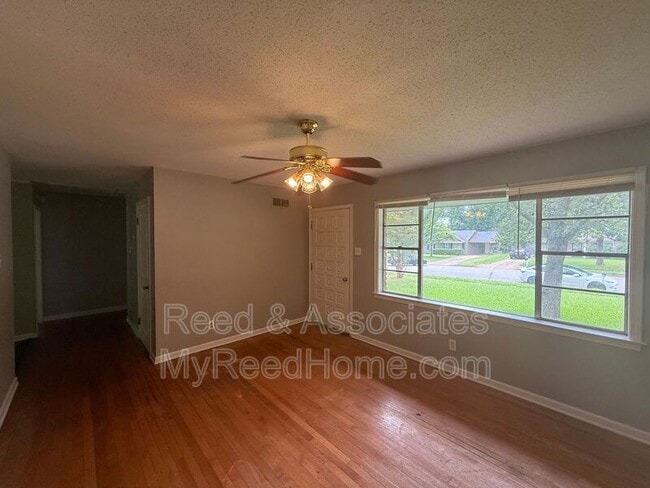 4210 Kerwin Dr