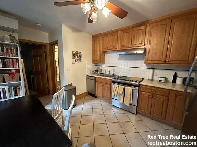 Photo - 5 Phillips St Unit 3