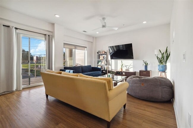 Photo - 4361 S Congress Ave Unit 209