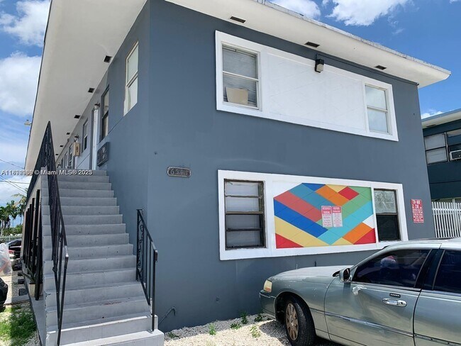 Photo - 6511 NW 12th Ave Unidad 18