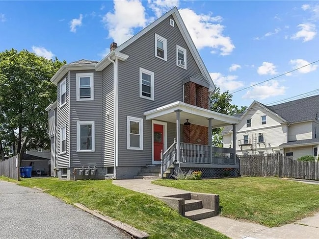 Building Photo - 233 Waterman Ave Rental