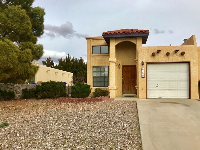 Adorable Townhome available for rent in th... - Adorable Townhome available for rent in th...
