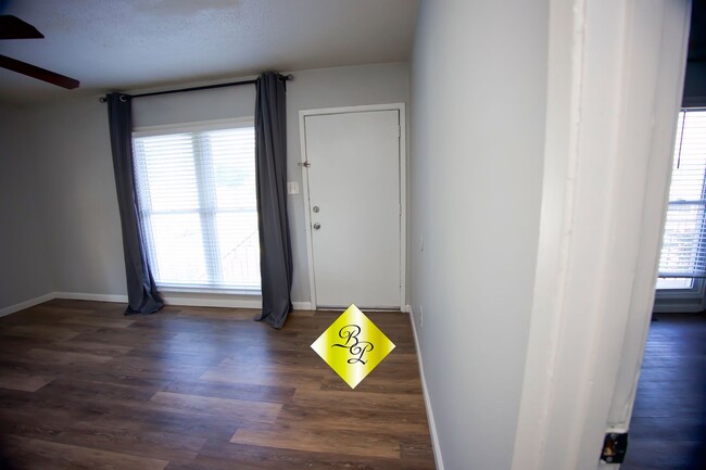 Photo - 33 N Rembert St Unit 33 N. Rembert #3