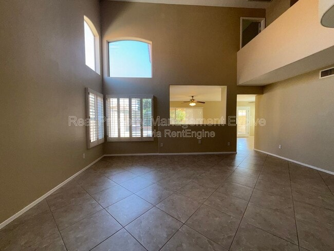 Photo - 17215 N 46th Pl