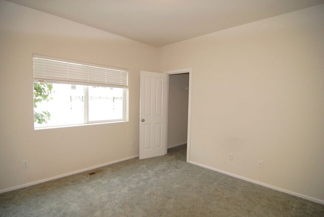 Photo - Nice N. Albany home