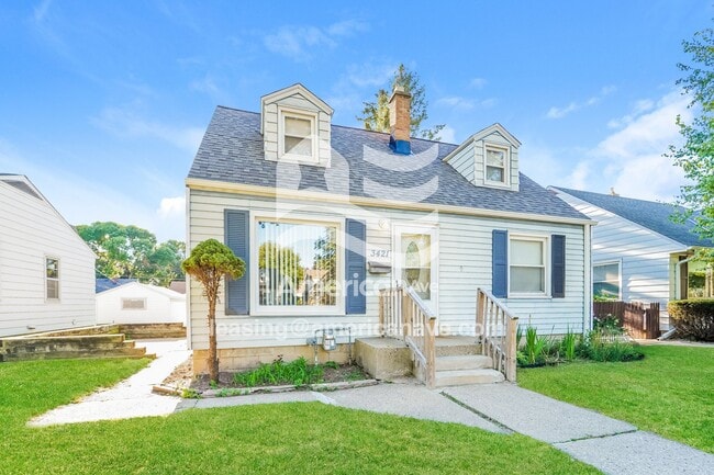 Photo - 3421 N 87th St