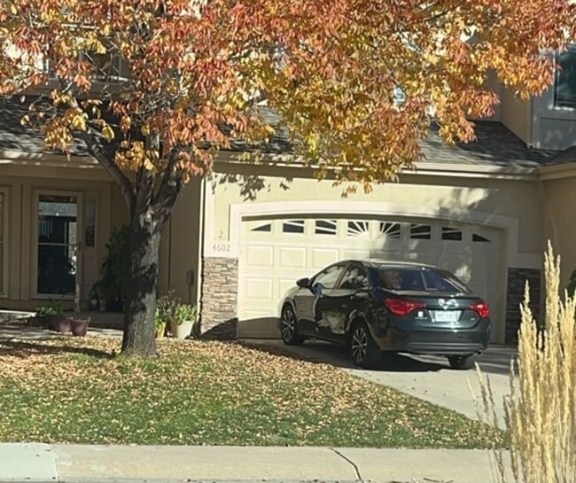 Building Photo - Spacious Southwest Fort Collins Townhome Near Cathy Fromme Prairie - 3bd 3ba AVAILABLE