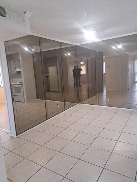 Photo - 2671 Riverside Dr Unit 6