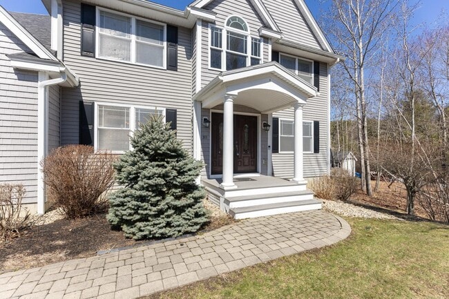 Photo - 32 Olive Meadow Ln