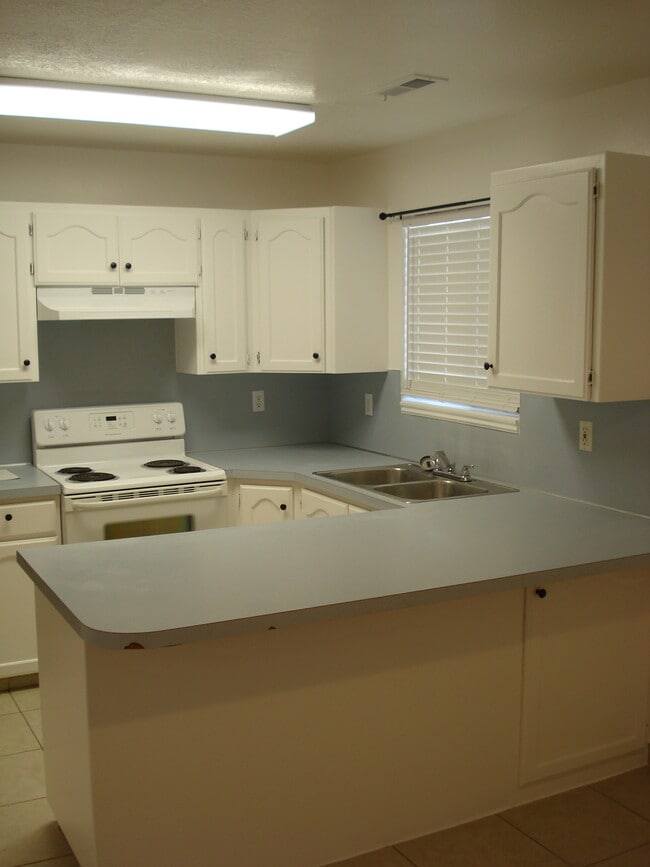 Photo - 60 E 200 N Apartment Unit 1