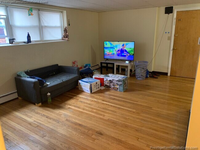 Photo - 1741 Washington St Unit 2