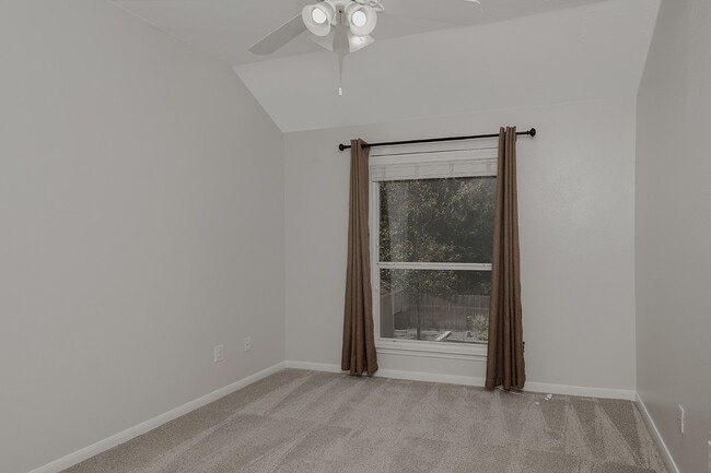 Photo - 23 Shellbark Pl
