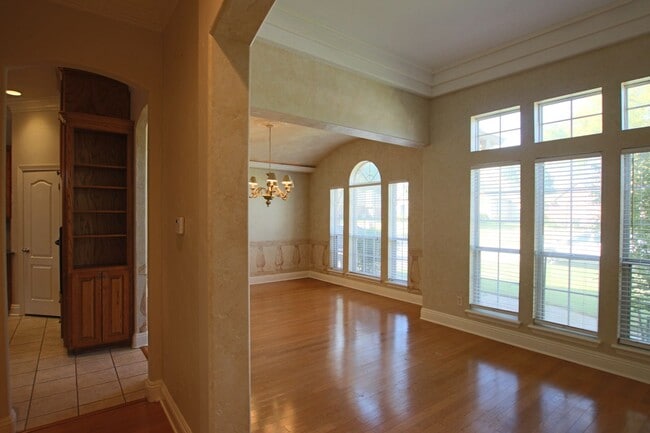 Photo - Stunning 3 Bedroom Rental in South Tyler!