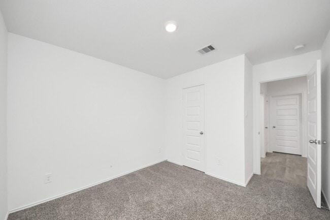 Photo - 1310 Bison View Ln