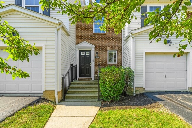Photo - 1113 Green Knoll Dr