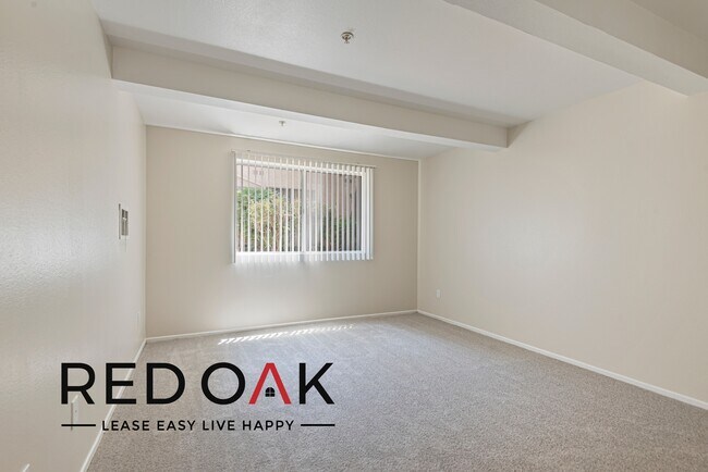 Photo - ~1 Month FREE~ Amazing One Bedroom with Sn... Unit 133