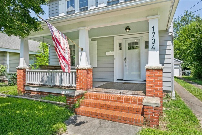 Photo - 1734 Hancock Ave