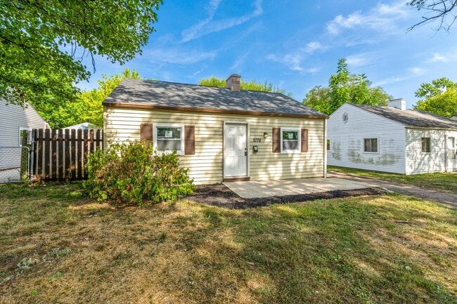 Building Photo - 2778 Grasmere Ave