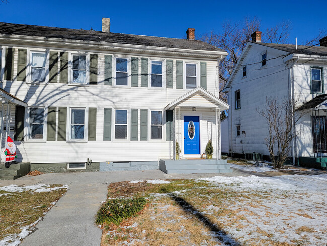 Photo - 1935 W Cumberland St Townhome