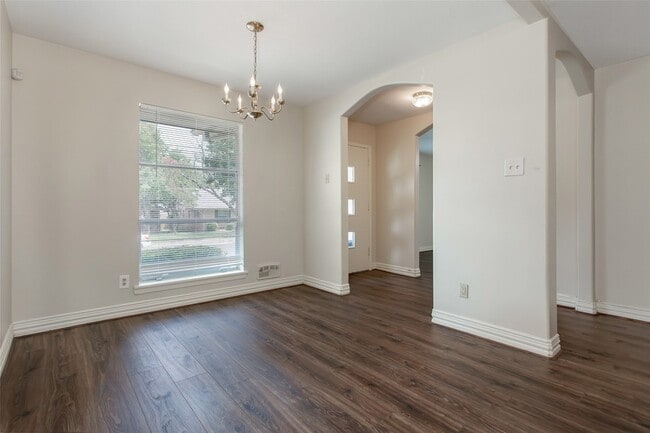 Photo - 7445 Brentcove Cir