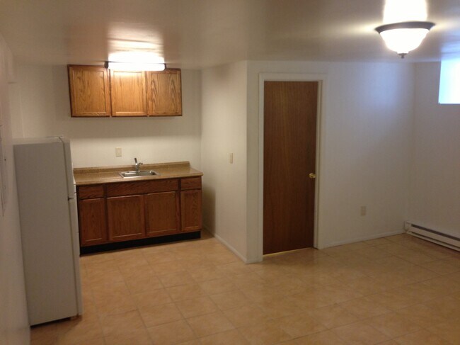 Photo - 1447 State Ave Unidad 6