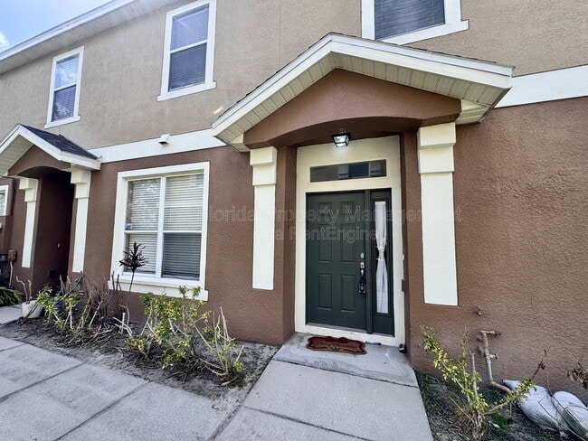 Photo - 1985 Estancia Cir