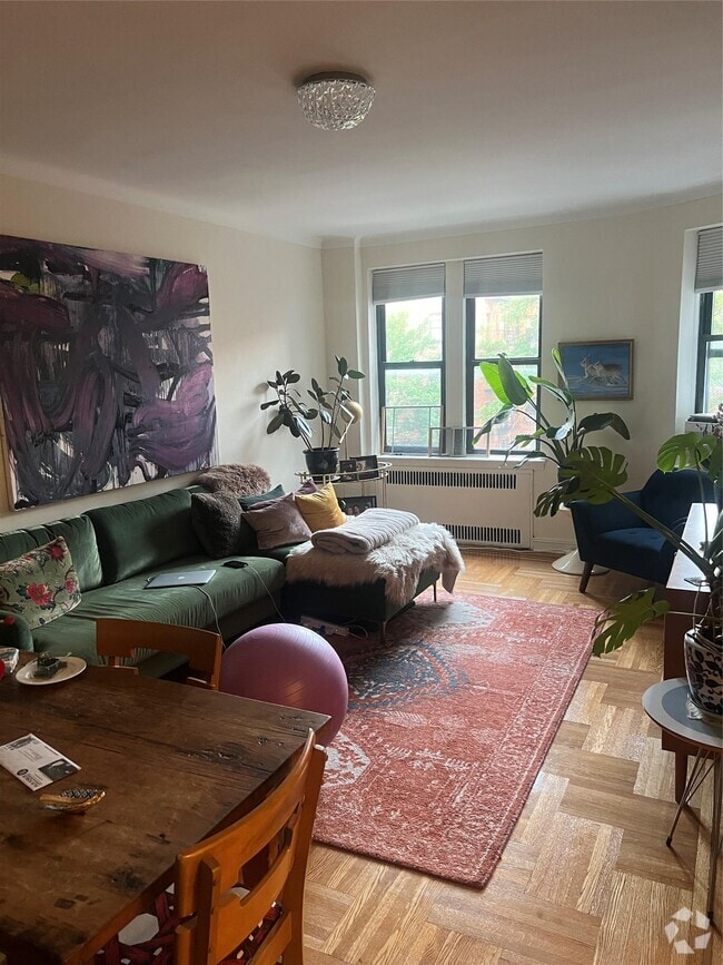Building Photo - 80-09 35th Ave Unit D17 Rental