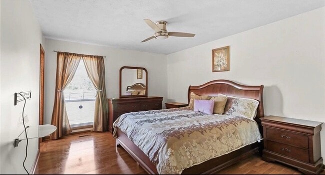 Photo - 6808 Sugarbin Ln