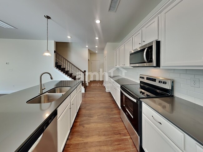 Photo - 7318 Garrett Ct