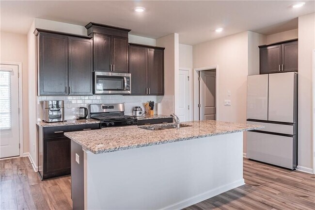 Photo - 1452 Villageside Ct