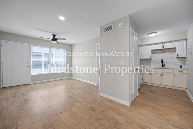 Photo - 2887 Post St Unit 2