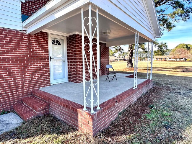 Photo - 2278 Old Creek Rd