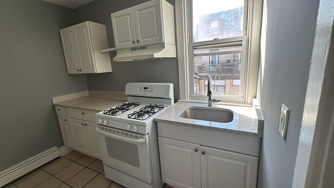Photo - 2 Walnut St Unit B