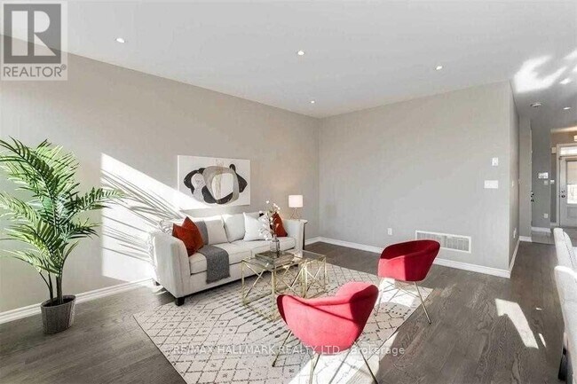 Photo - 110 Kaitting Trail