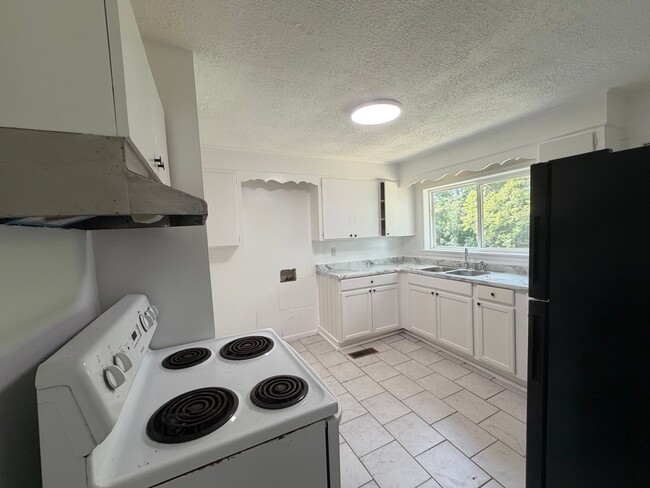 Photo - 606 Pace St