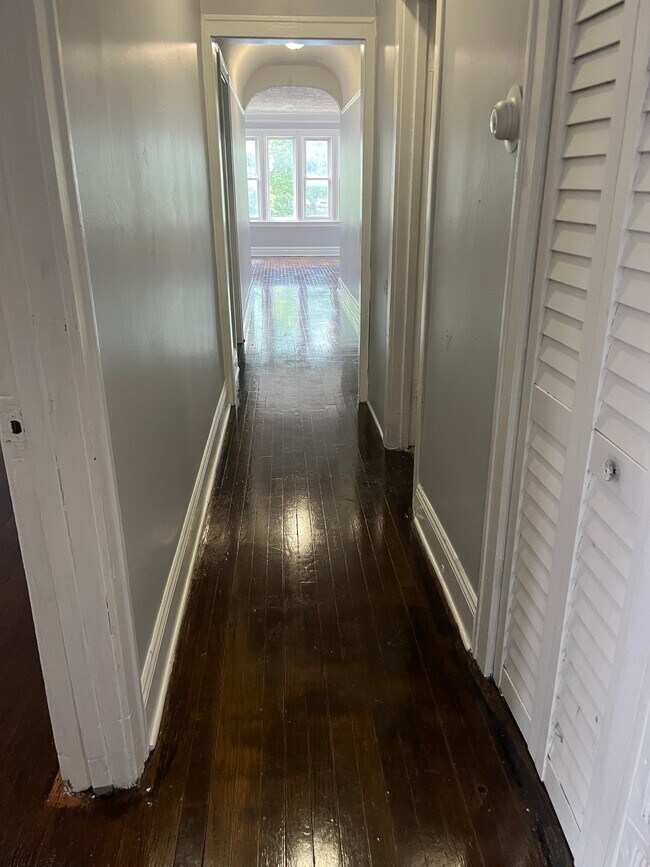 Photo - 1349 W Garfield Blvd Unit Apt 1