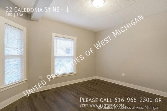 Photo - 22 Caledonia St NE Unit 1