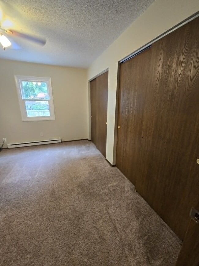 Photo - 5534 Glenridge Dr Unit B