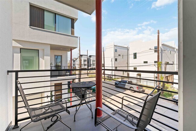 Photo - 3410 Baer St