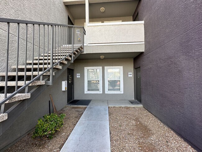 Building Photo - 9620 W Russell Rd
