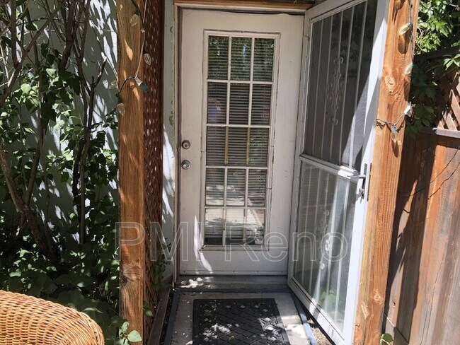 Photo - 80 Brownstone Dr