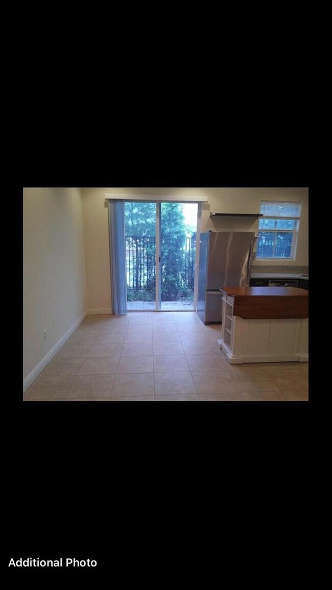 Photo - 6996 Long Pine Cir