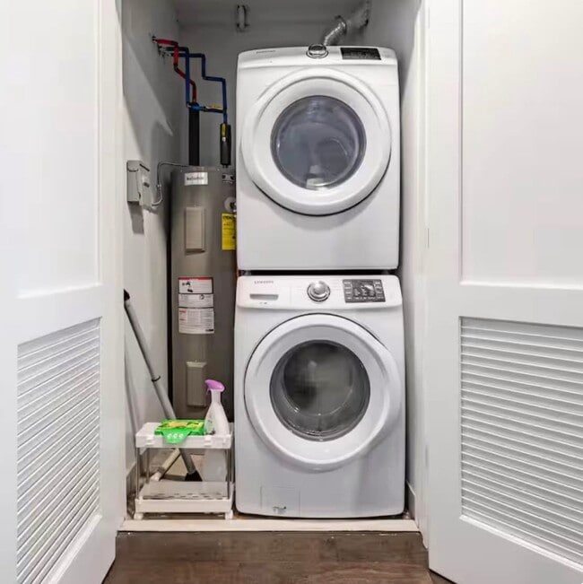 Laundry - 6401 Park Ave